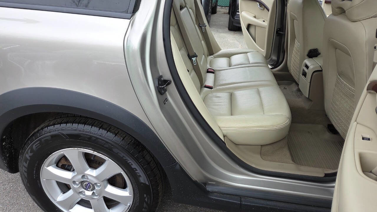Used 2008 Volvo XC70 3.2 AWD/4WD image 36