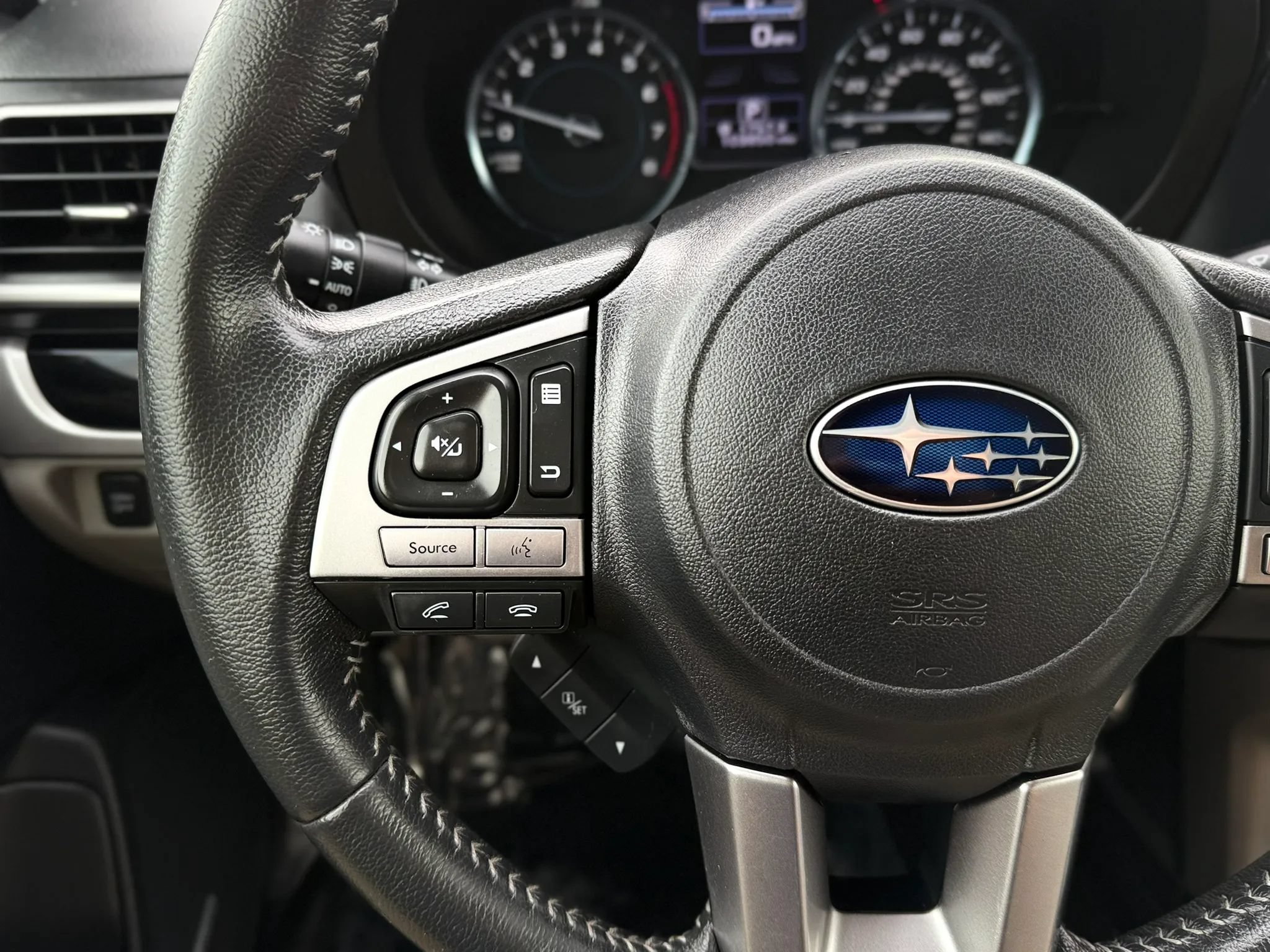 Used 2017 Subaru Forester 2.5i Limited AWD/4WD image 29