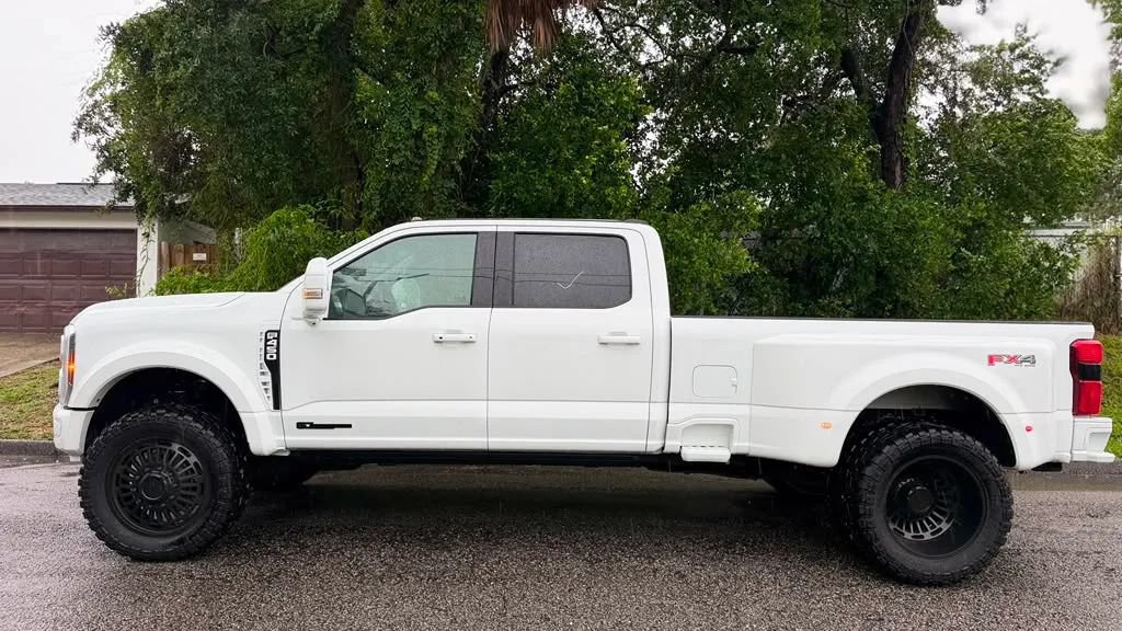 Used 2026 Ford F450 Lariat w/ FX4 Off-Road Package AWD/4WD image 14