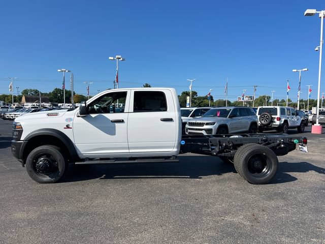 New 2026 RAM 5500 Tradesman AWD/4WD image 4