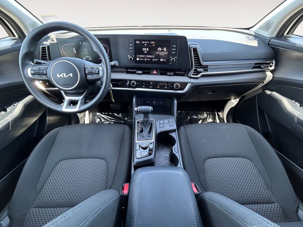 Used 2024 Kia Sportage LX image 13