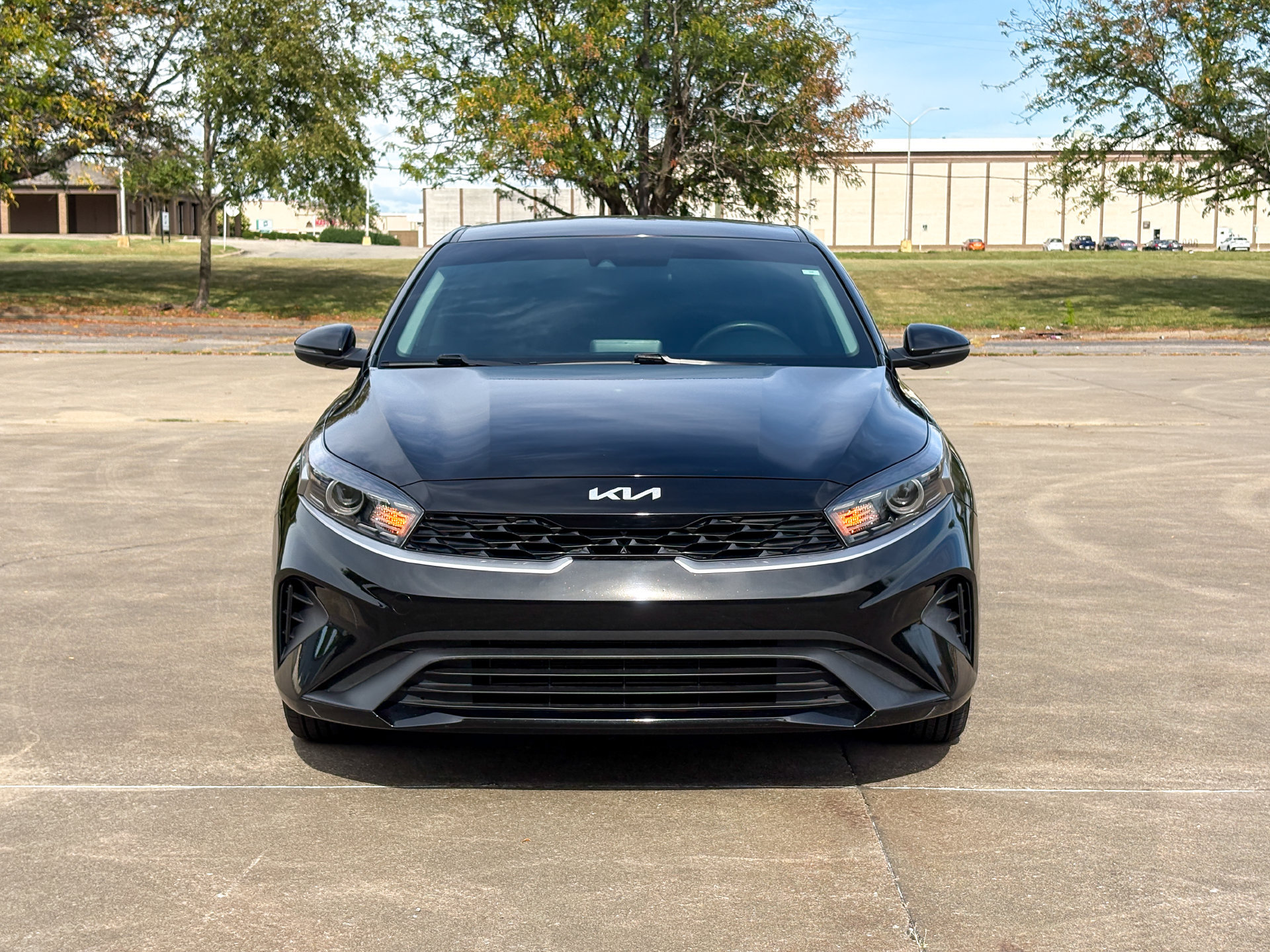 Used 2024 Kia Forte LXS w/ LXS Technology Package FWD image 4