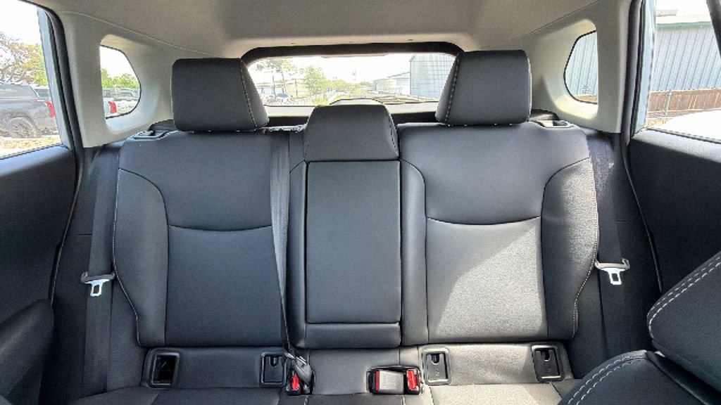 Certified 2025 Toyota Corolla Cross XLE image 13