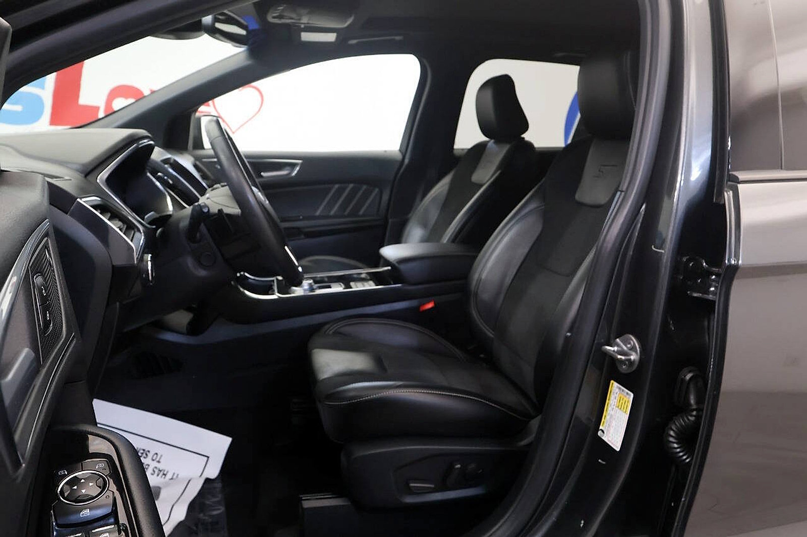 Used 2020 Ford Edge ST w/ Equipment Group 401A AWD/4WD image 12