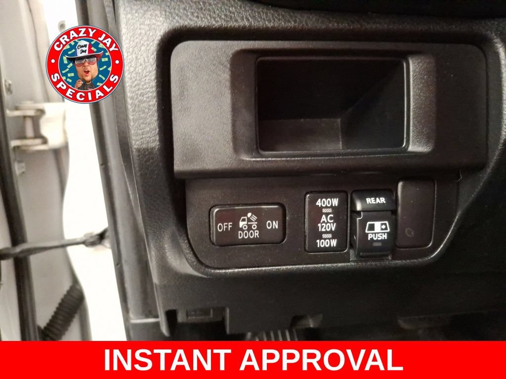 Used 2017 Toyota Tacoma TRD Sport w/ Tow Package AWD/4WD image 17