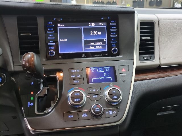 Used 2019 Toyota Sienna Limited AWD/4WD image 9
