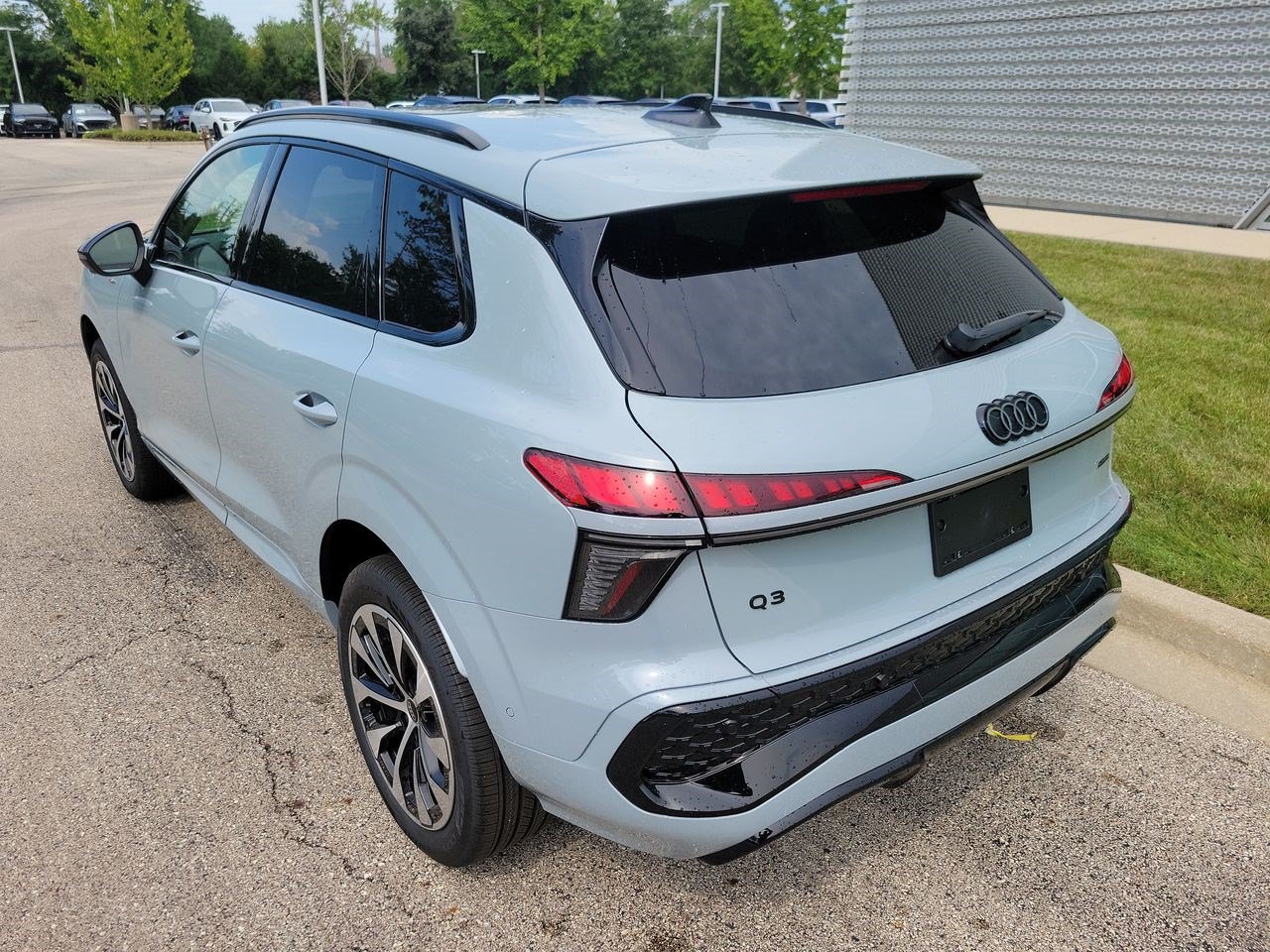 New 2026 Audi Q3 quattro 2.0T AWD/4WD image 31