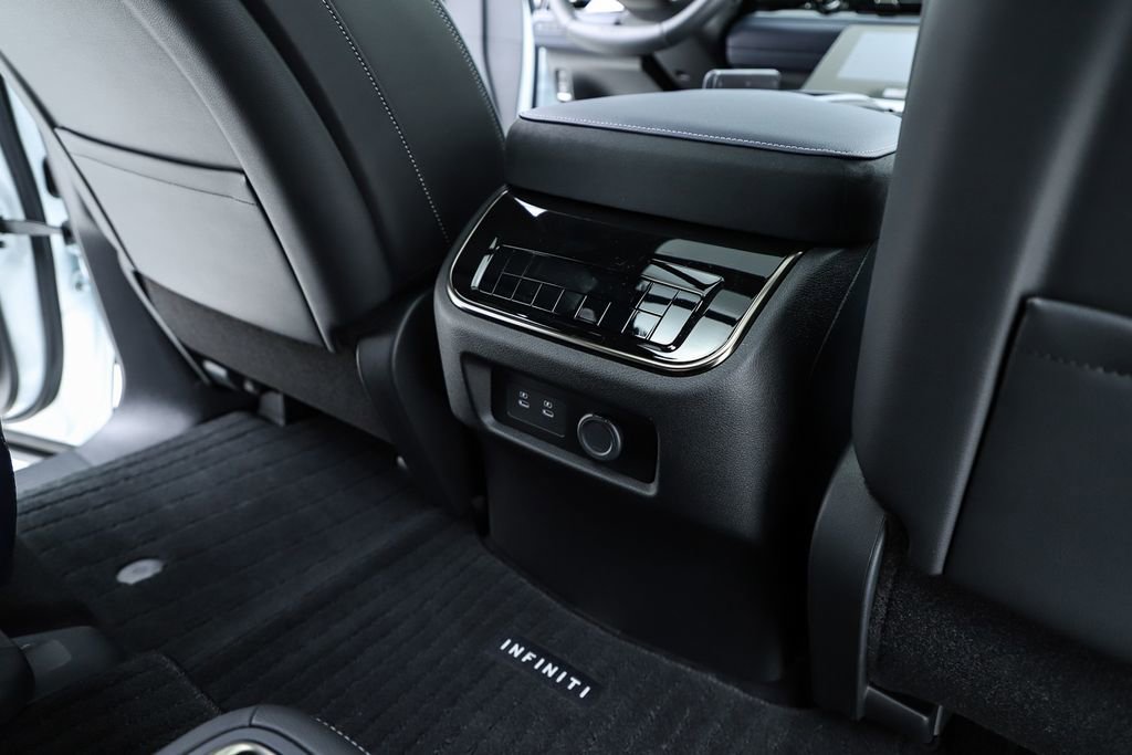 New 2026 INFINITI QX80 4WD image 40