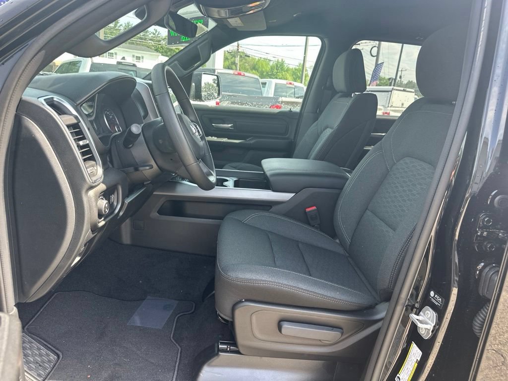 New 2026 RAM 1500 Express AWD/4WD image 10
