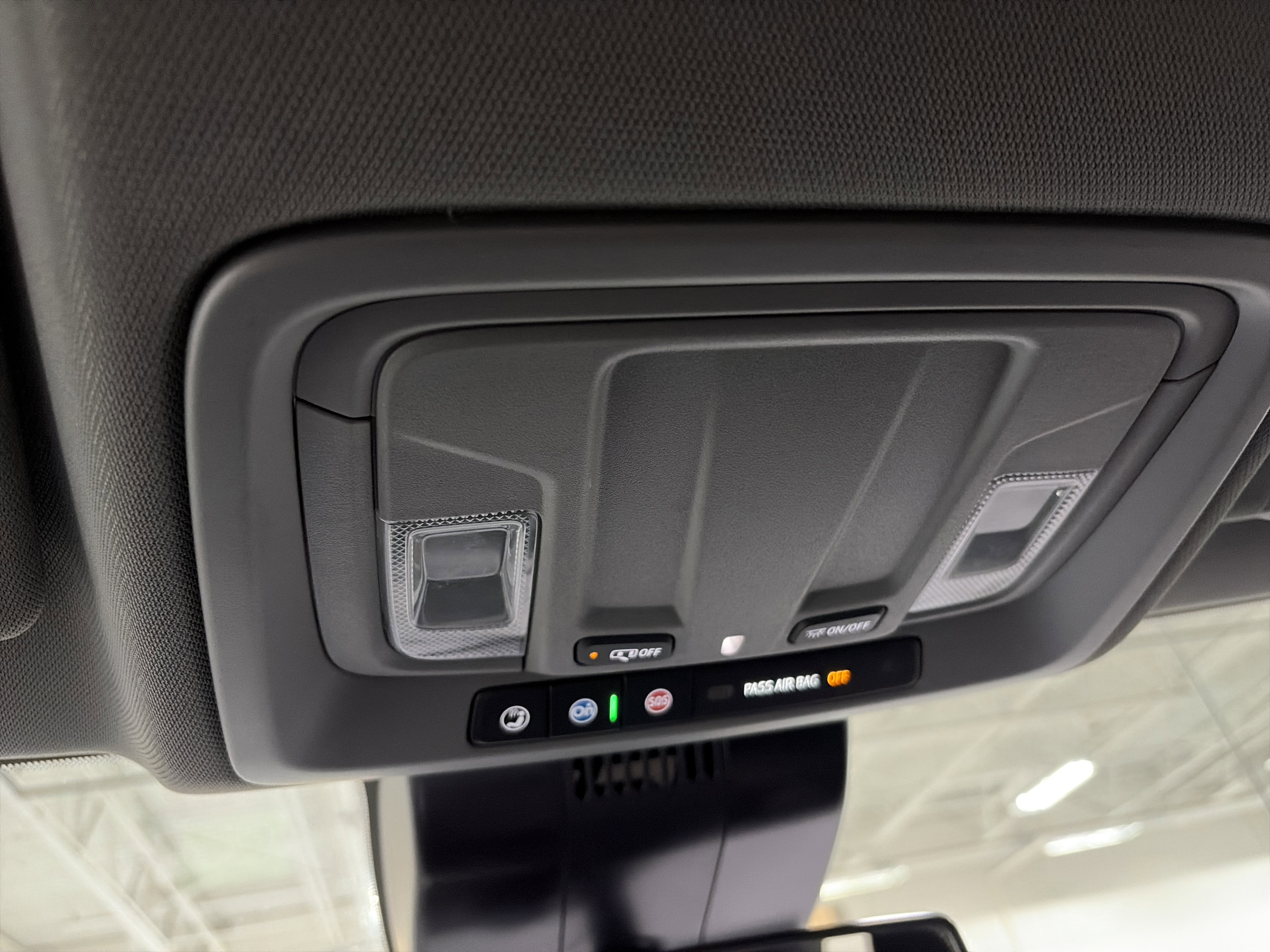 Used 2025 Chevrolet Silverado 1500 LT image 20