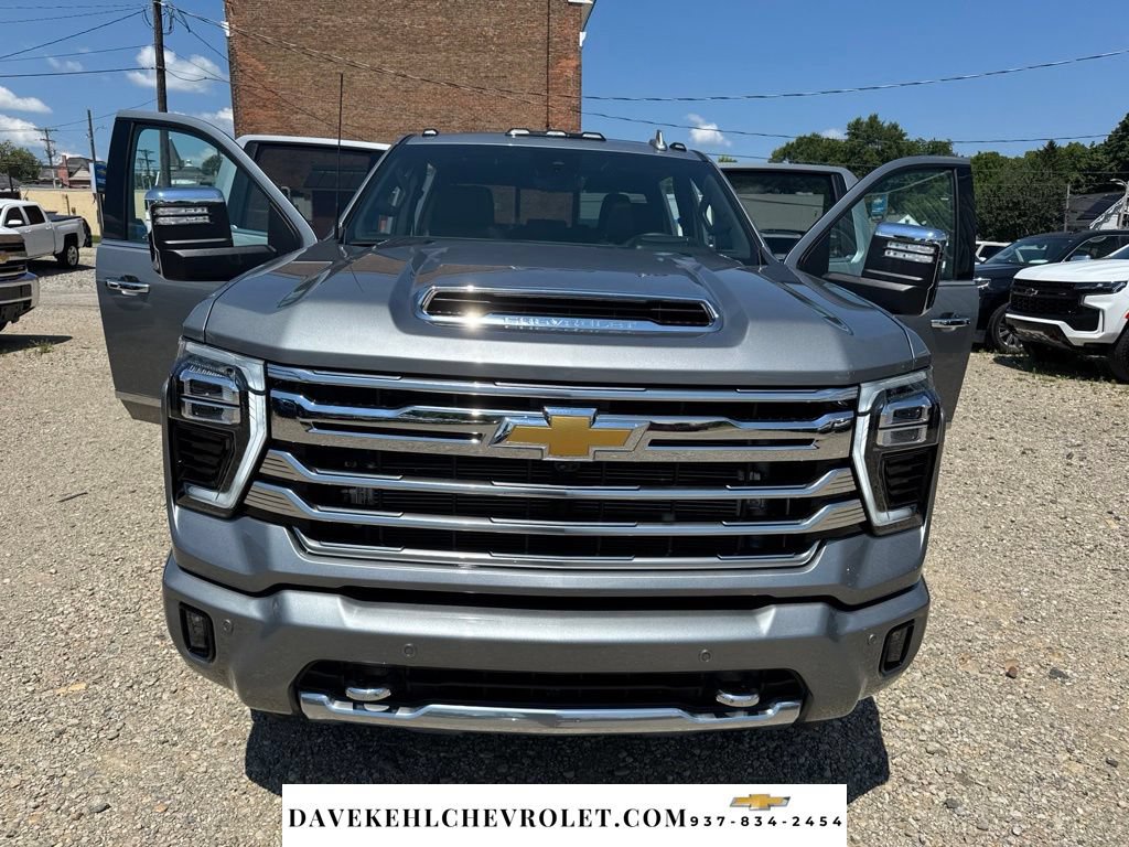 Used 2025 Chevrolet Silverado 3500 High Country w/ High Country Premium Package AWD/4WD image 36
