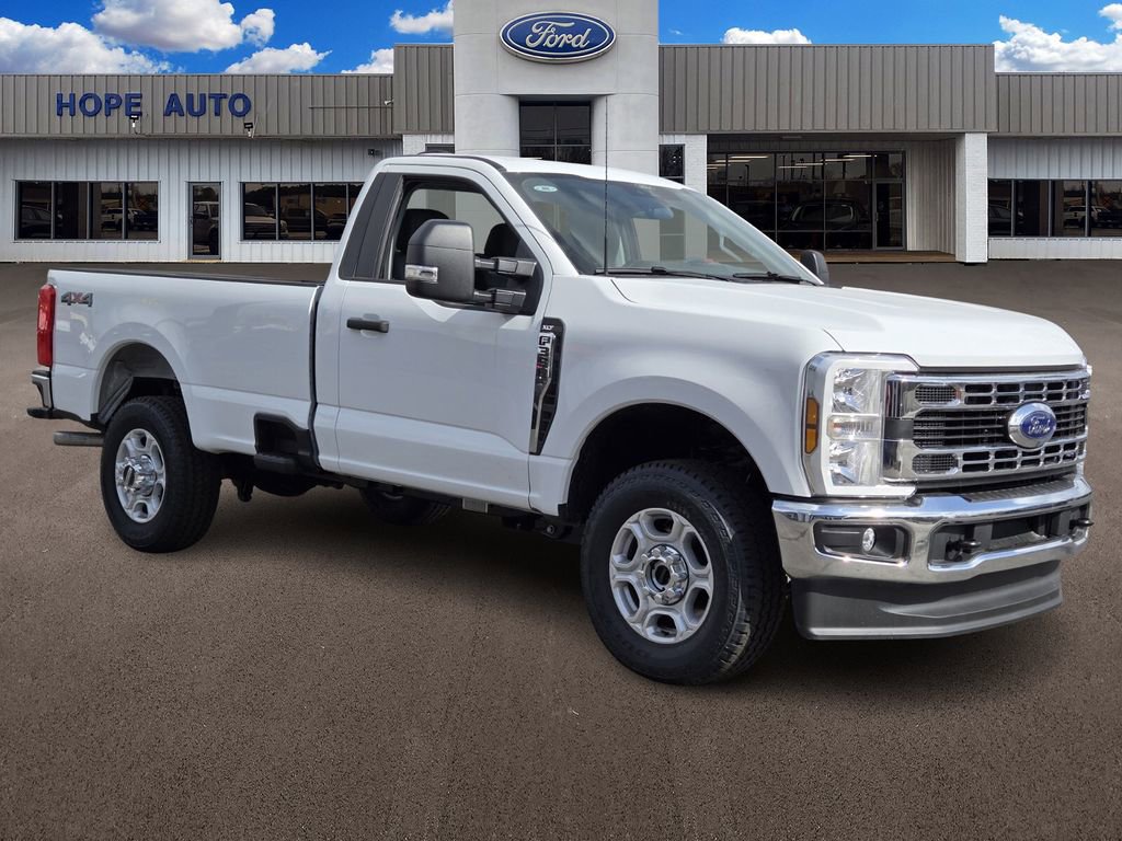 New 2026 Ford F350 XLT image 2