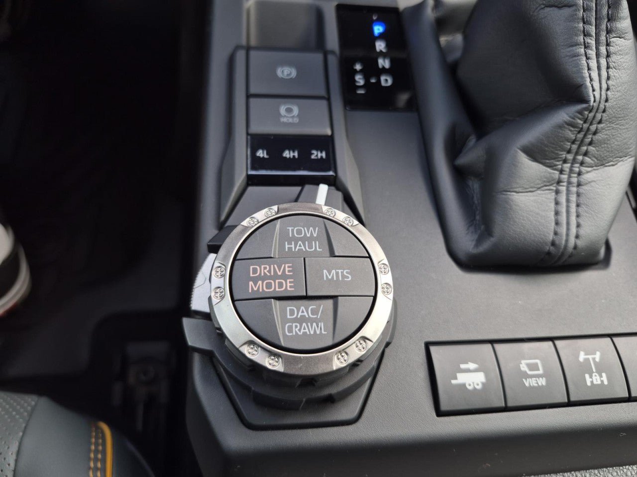 Used 2025 Toyota 4Runner Trailhunter AWD/4WD image 40