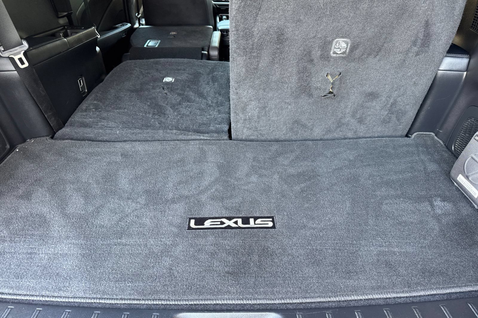 Certified 2024 Lexus TX 350 FWD w/ Captains Chair Package image 19