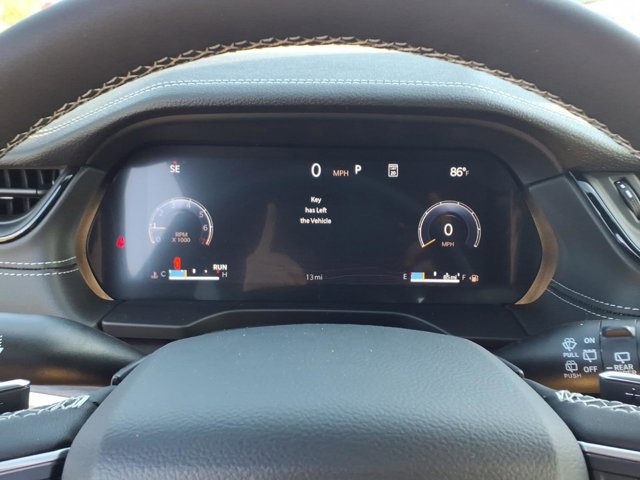 New 2026 Jeep Grand Cherokee L Limited w/ Luxury Tech Group II AWD/4WD image 12
