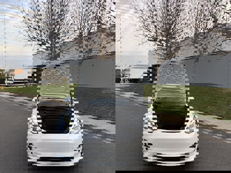 Used 2018 Tesla Model 3 Long Range image 29