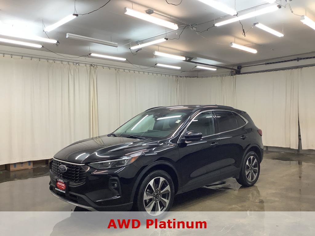Used 2024 Ford Escape Platinum AWD/4WD image 1