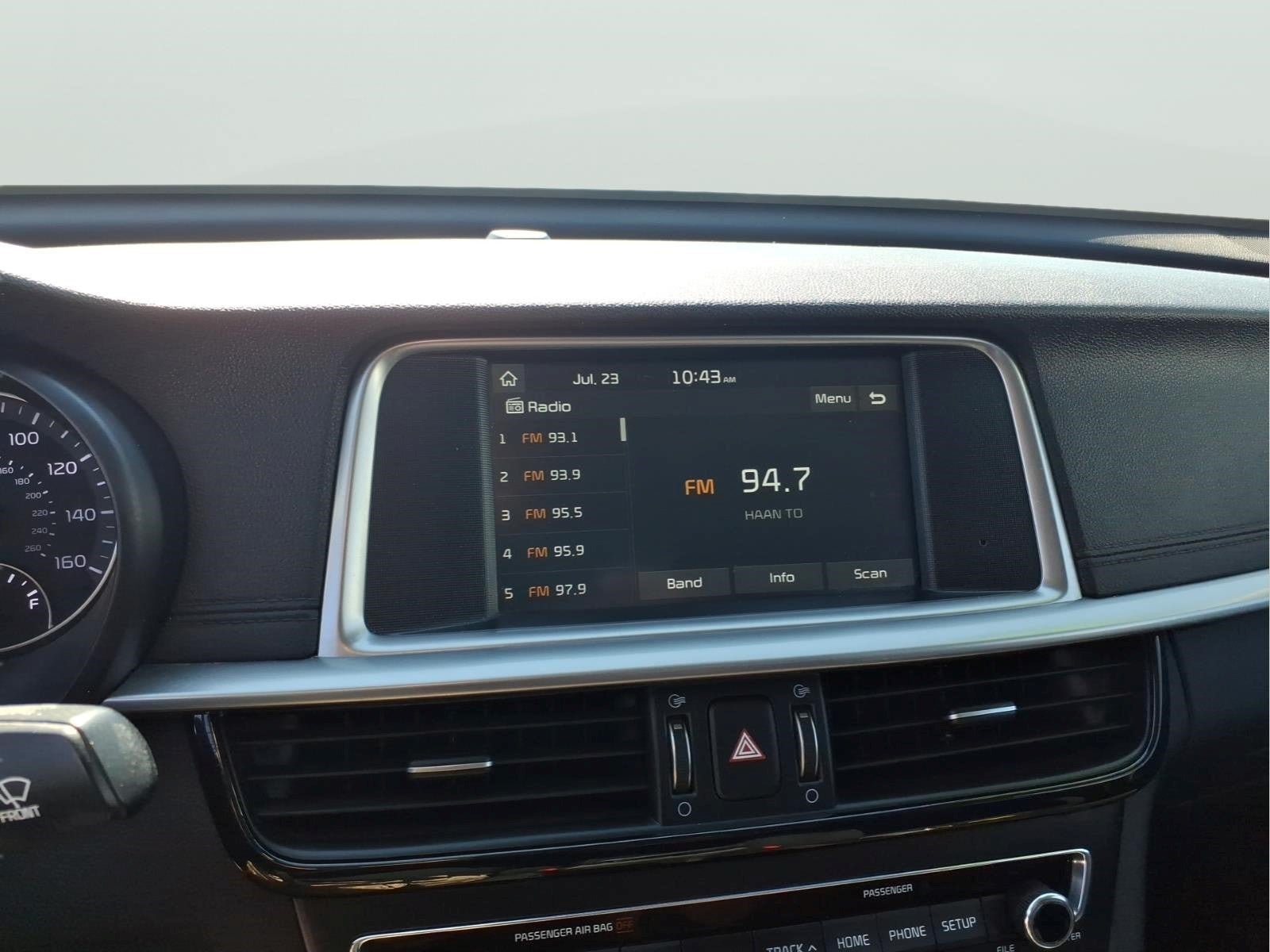 Used 2020 Kia Optima LX FWD image 17