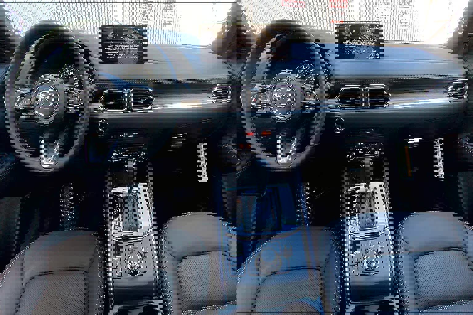 New 2025 MAZDA CX-5 Signature image 7