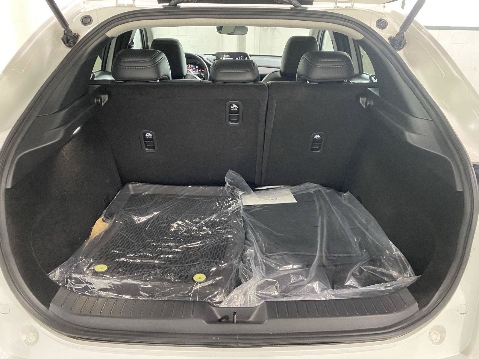 Certified 2025 MAZDA CX-30 AWD 2.5 S w/ Preferred Package image 14
