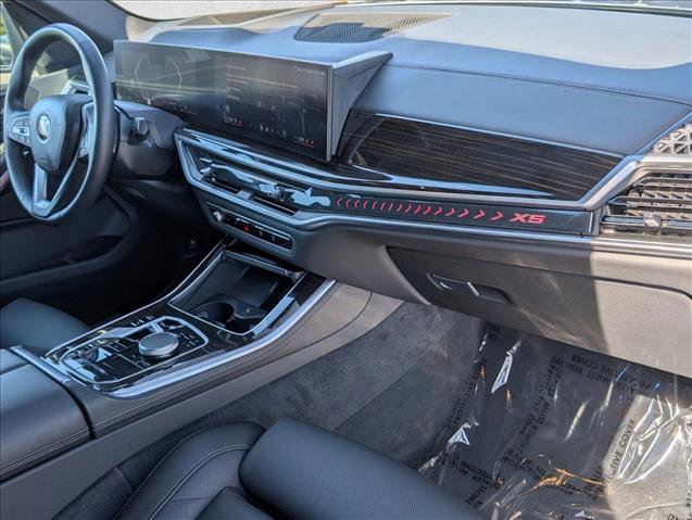 Used 2024 BMW X5 sDrive40i w/ Parking Assistance Package image 24