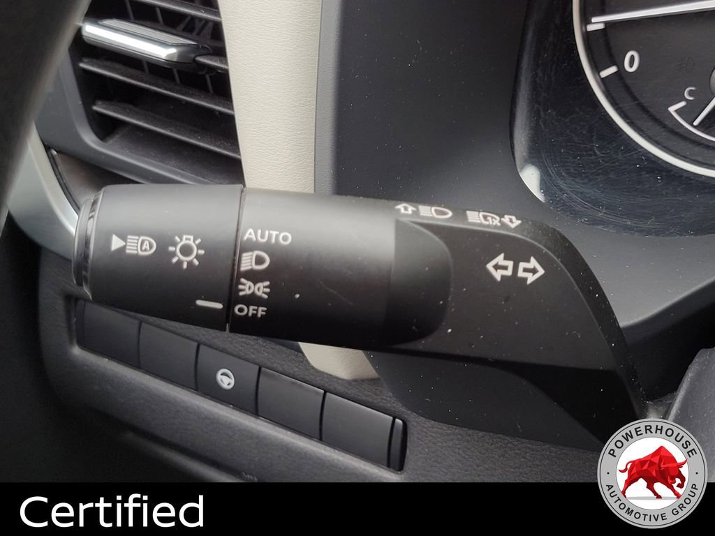 Used 2023 Nissan Rogue SV image 30