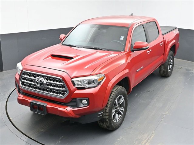 Used 2017 Toyota Tacoma TRD Sport w/ Tow Package (A/T) image 35