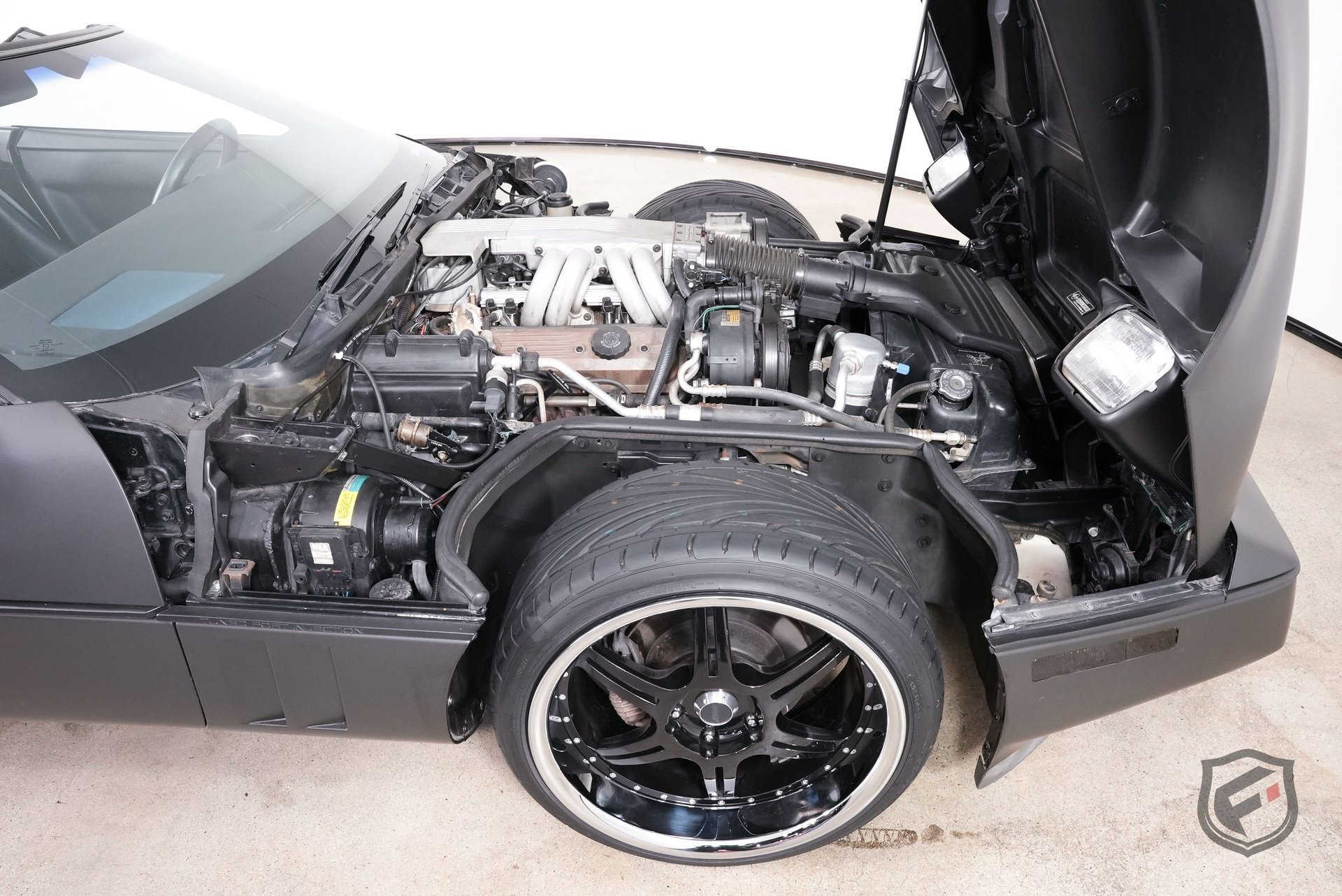 Used 1987 Chevrolet Corvette Convertible RWD image 38