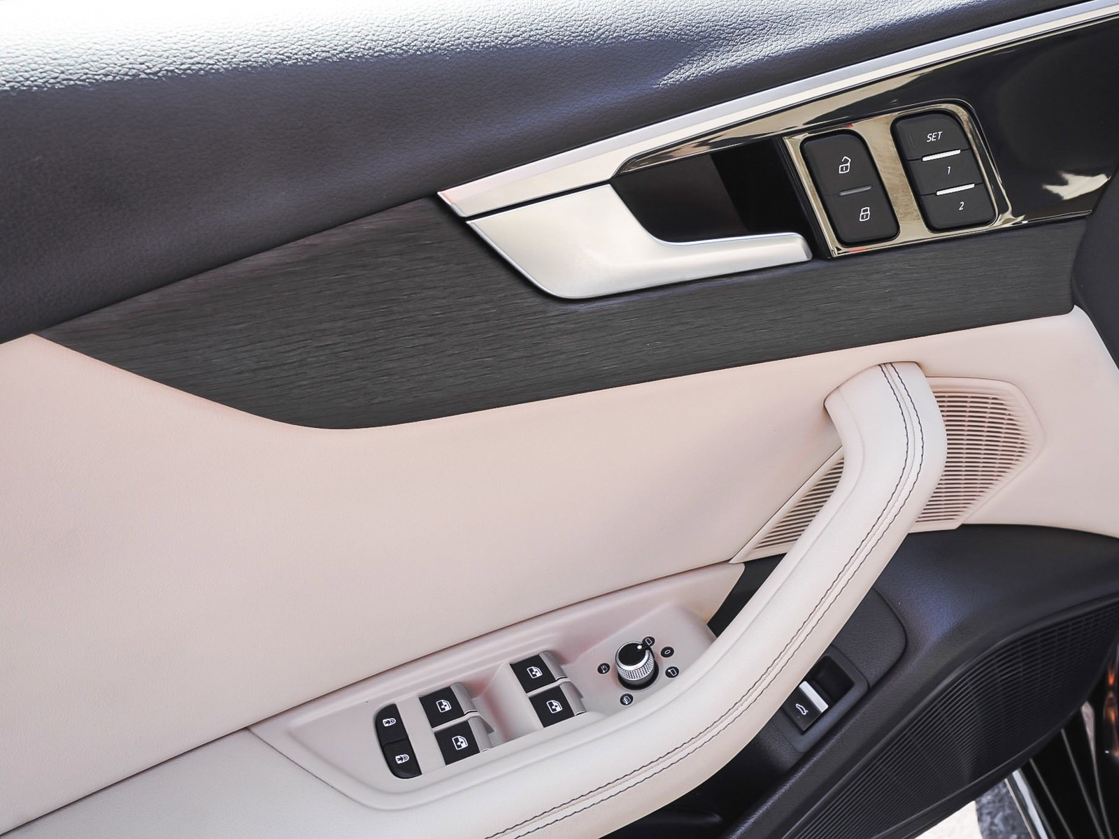 Used 2024 Audi A4 2.0T Premium Plus image 10