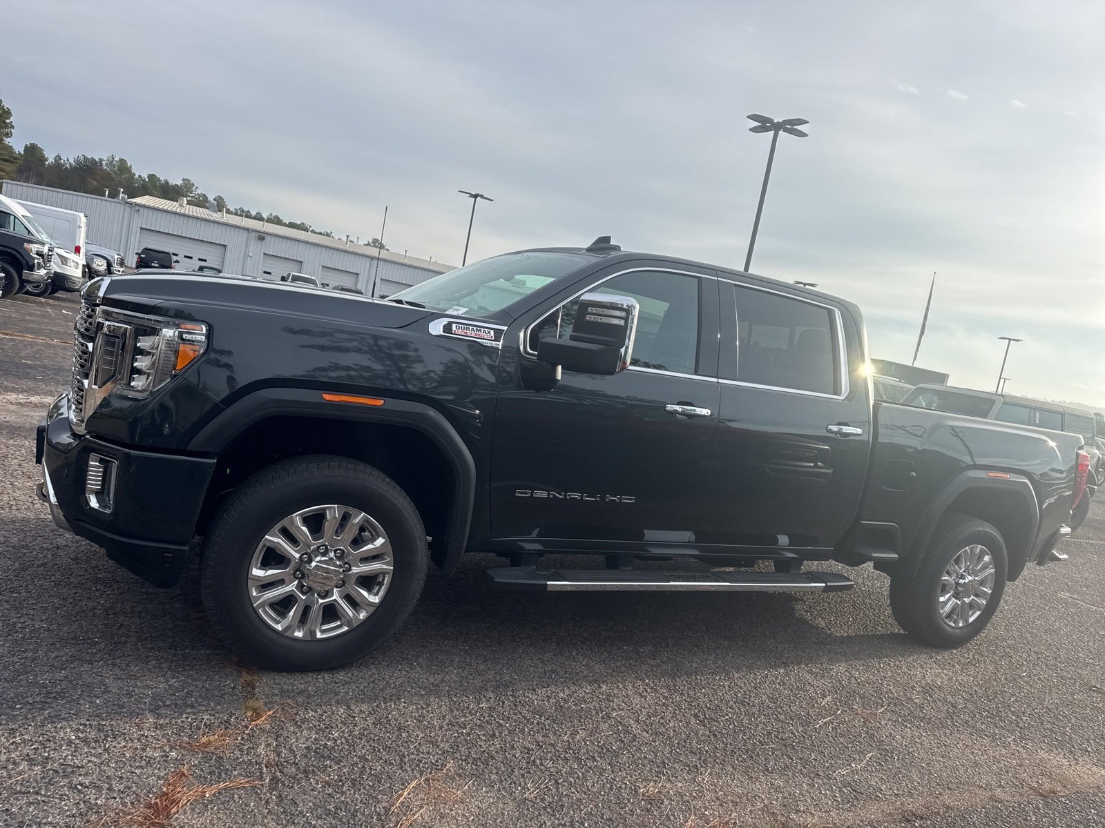 Used 2022 GMC Sierra 2500 Denali image 4