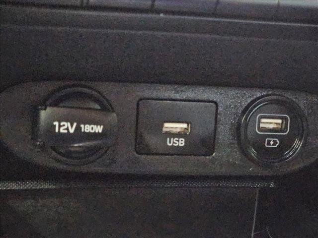 Used 2023 Hyundai Elantra SEL FWD image 22