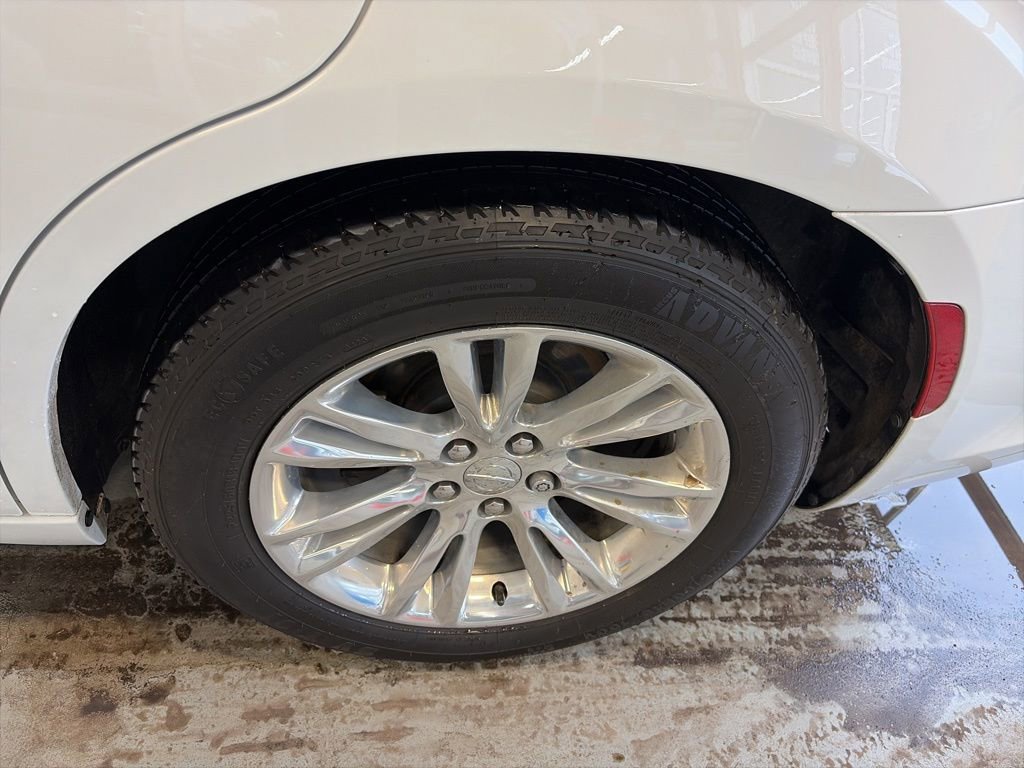 Used 2020 Chrysler 300 Touring L w/ Quick Order Package 2EF image 44