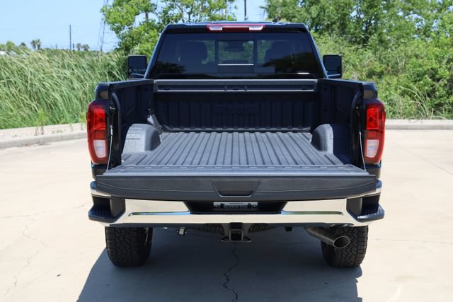 New 2026 GMC Sierra 3500 SLE w/ SLE Value Package AWD/4WD image 11
