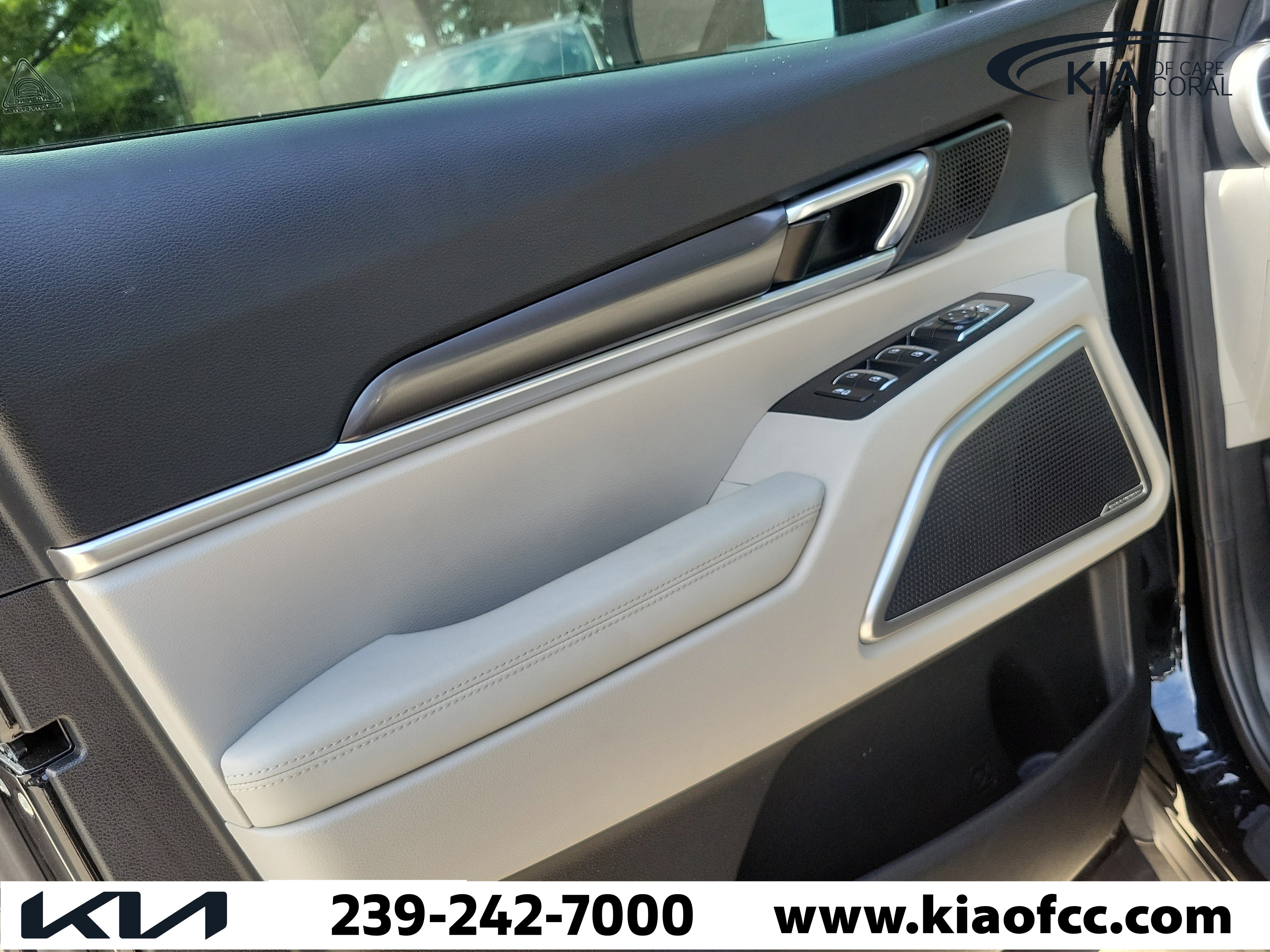 Certified 2023 Kia Telluride S FWD image 23