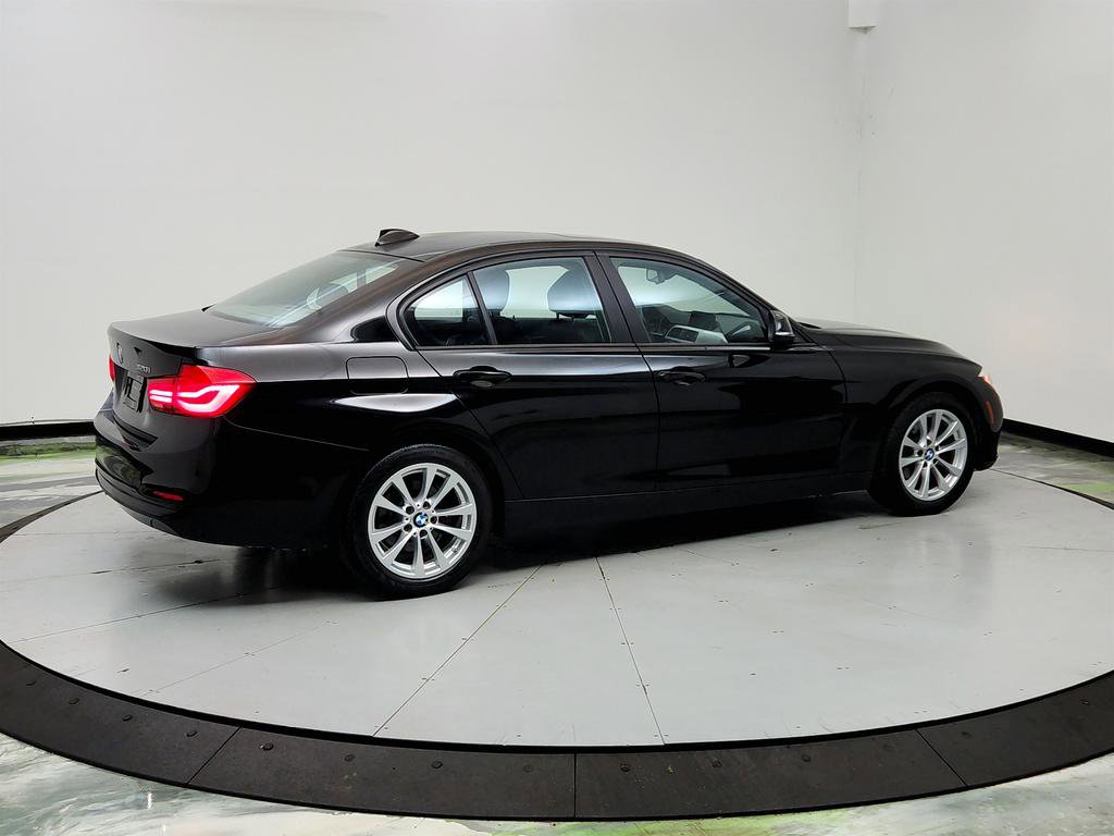 Used 2016 BMW 320i Sedan image 5