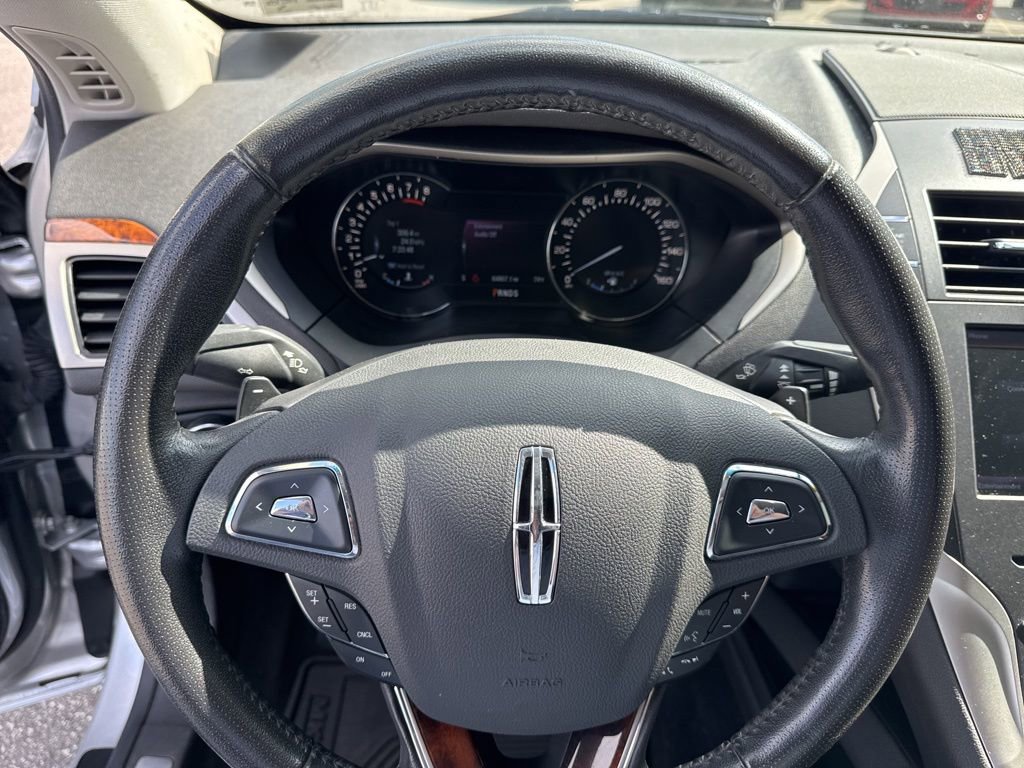 Used 2013 Lincoln MKZ FWD image 32