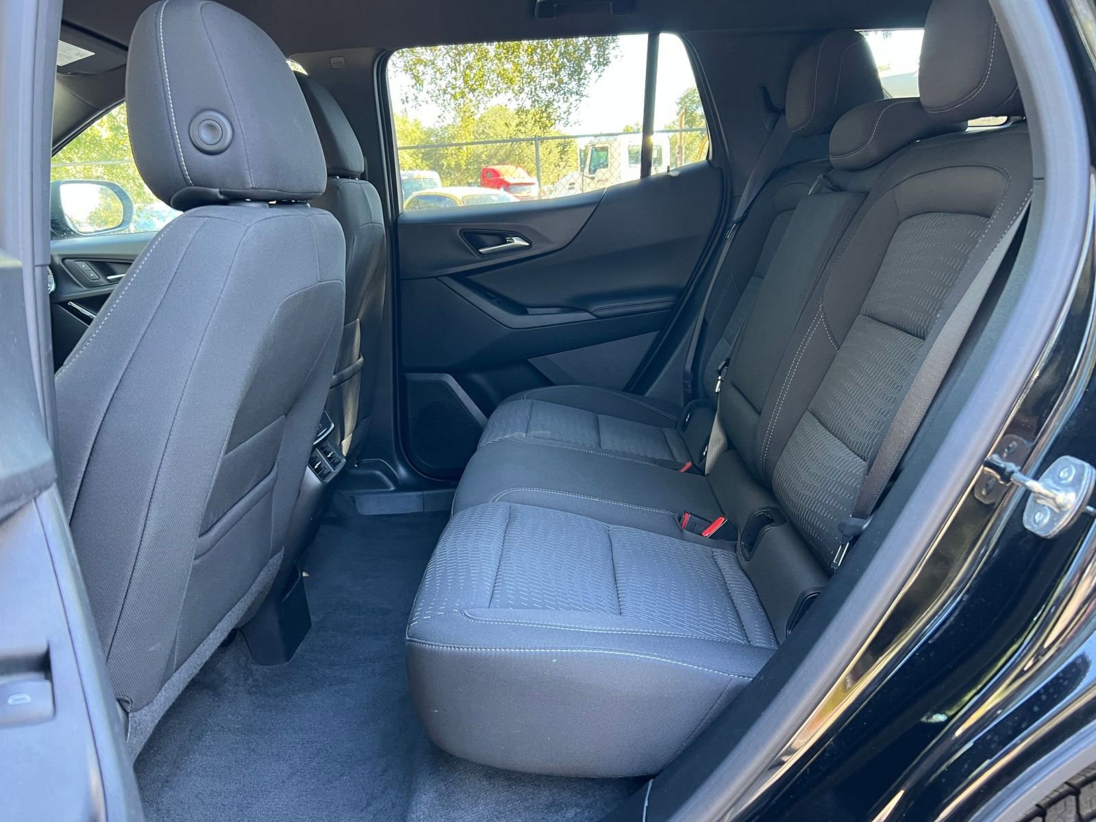 Used 2025 Chevrolet Equinox LT image 20