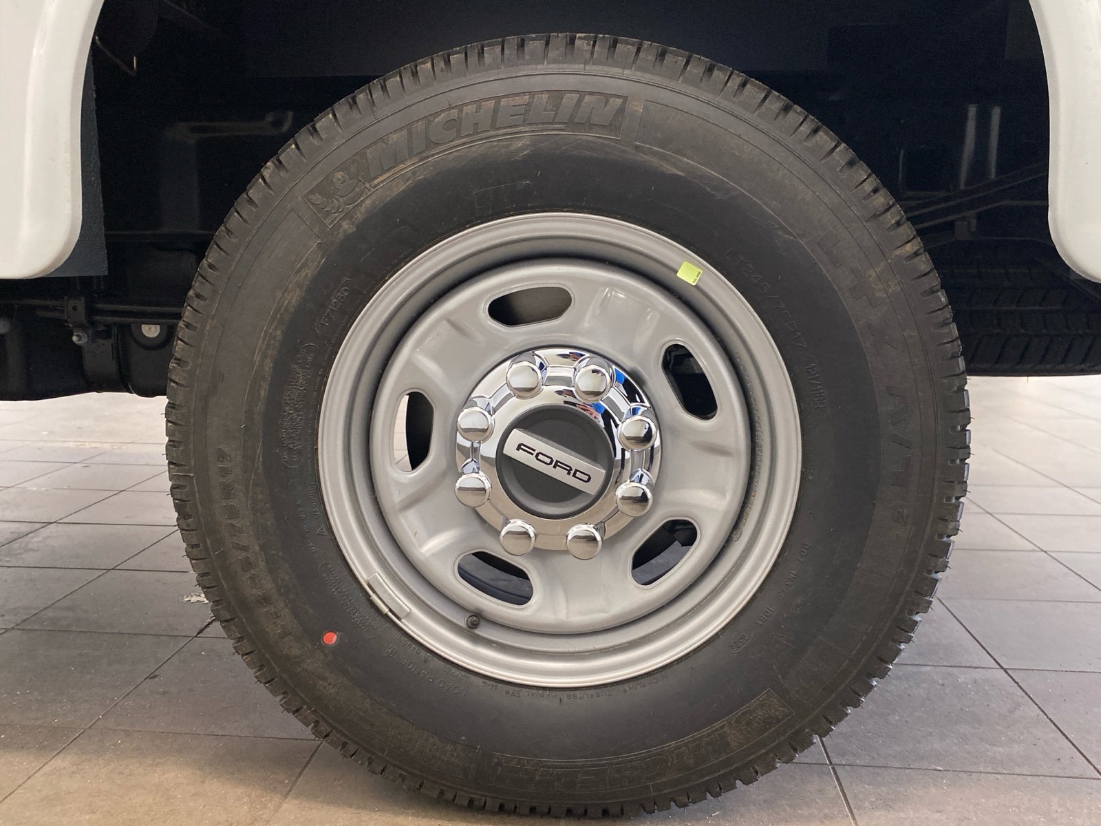 New 2026 Ford F250 XL w/ XL Chrome Package image 20