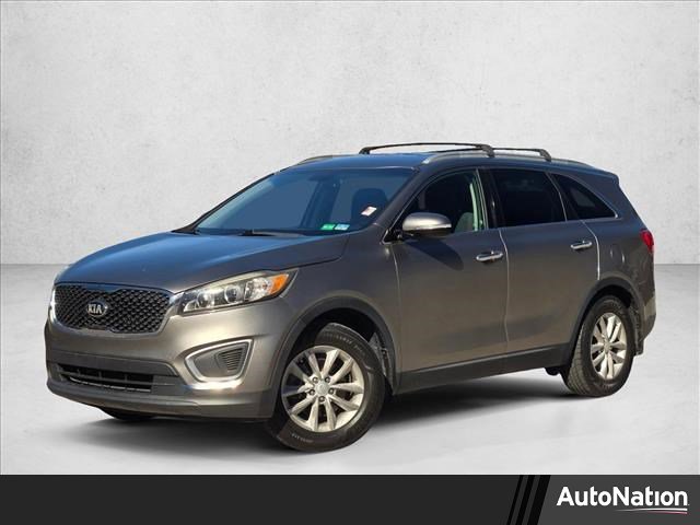 Used 2016 Kia Sorento LX w/ LX Convenience Package