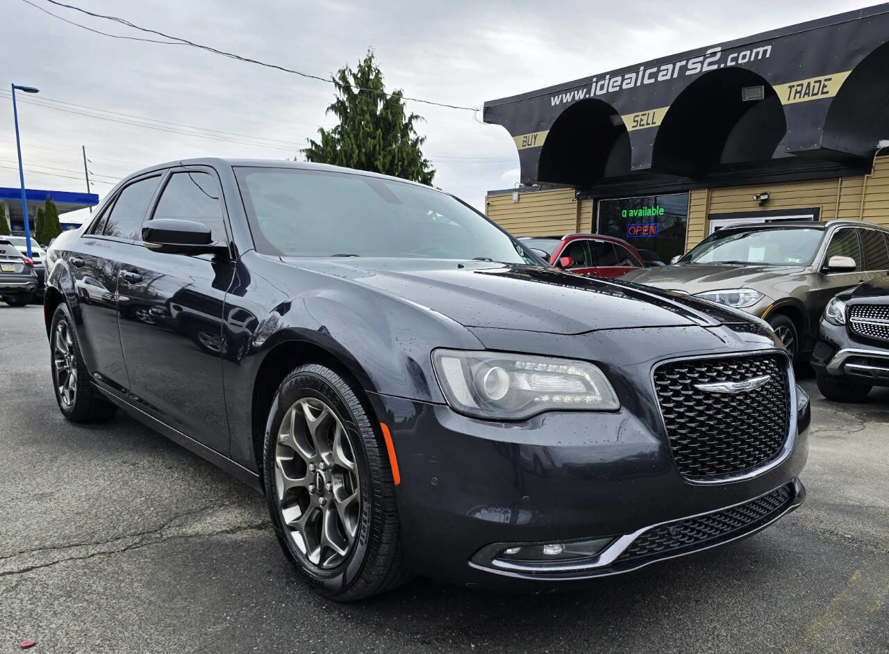 Used 2016 Chrysler 300 S w/ 300S Premium Group image 33