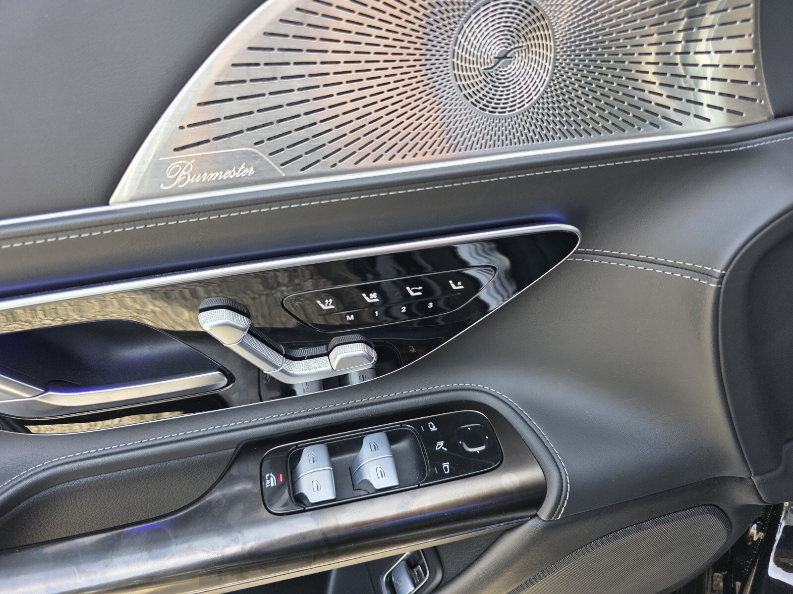 Used 2022 Mercedes-Benz SL 63 AMG 4MATIC image 22