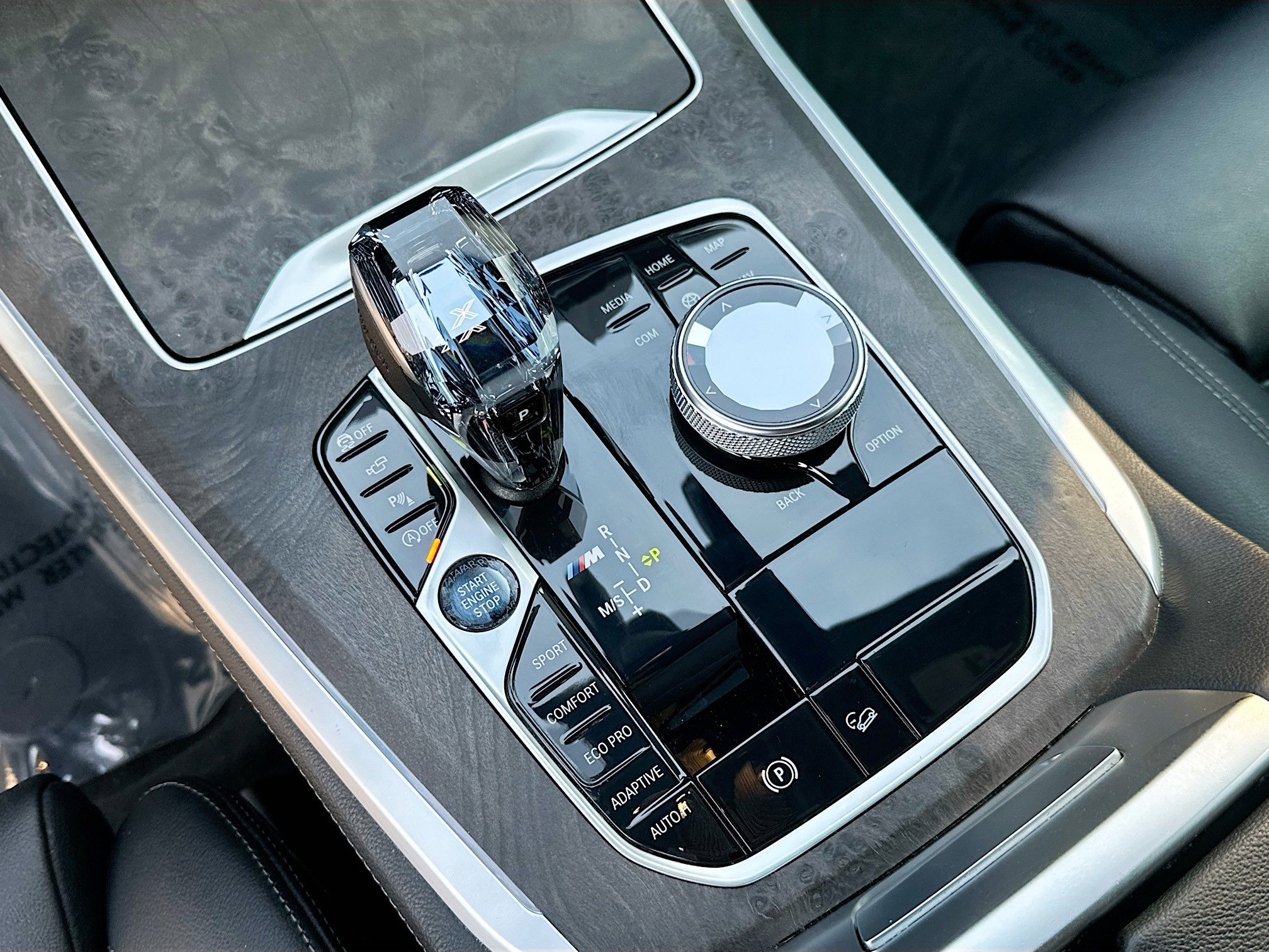 Used 2020 BMW X5 M50i w/ Executive Package image 17