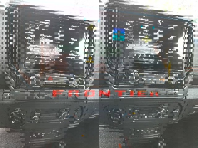 New 2026 Nissan Frontier PRO-4X w/ Pro-4x Convenience Package image 25