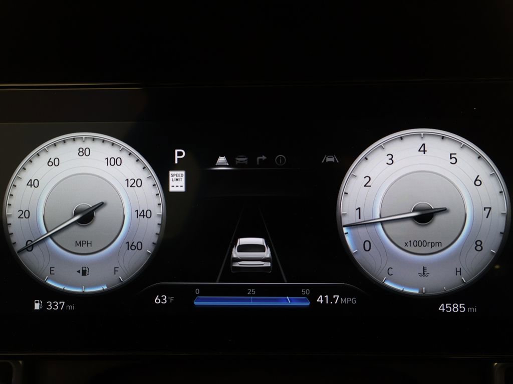 Used 2025 Hyundai Elantra Limited FWD image 53