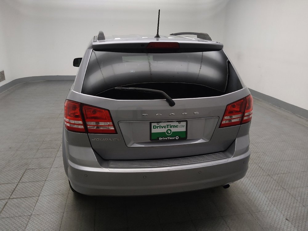 Used 2020 Dodge Journey SE FWD image 6