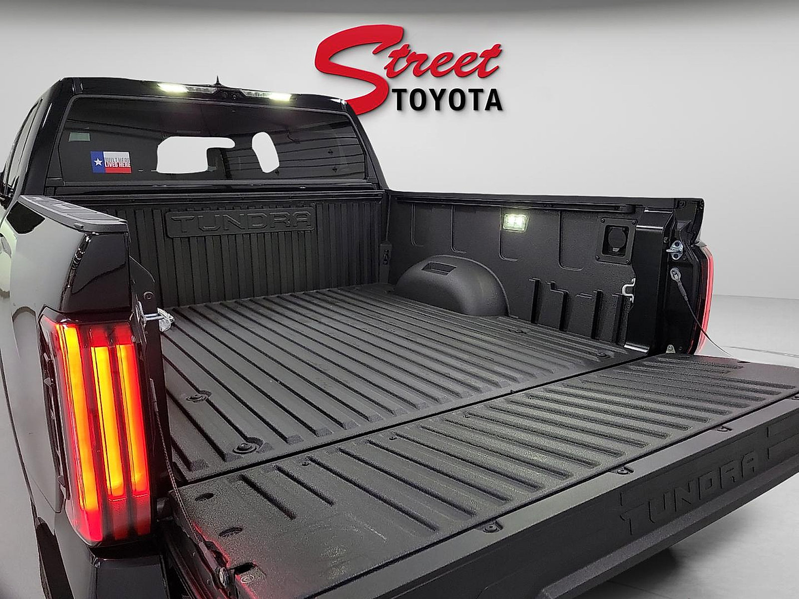 Certified 2026 Toyota Tundra Limited w/ Limited PVM Package AWD/4WD image 7
