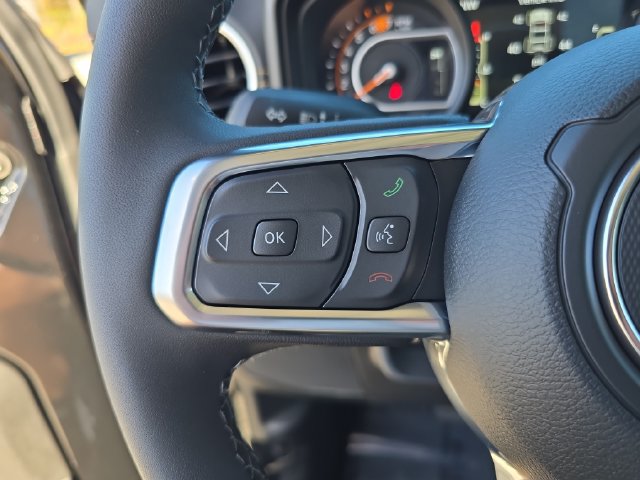 New 2026 Jeep Wrangler Unlimited Sahara AWD/4WD image 23