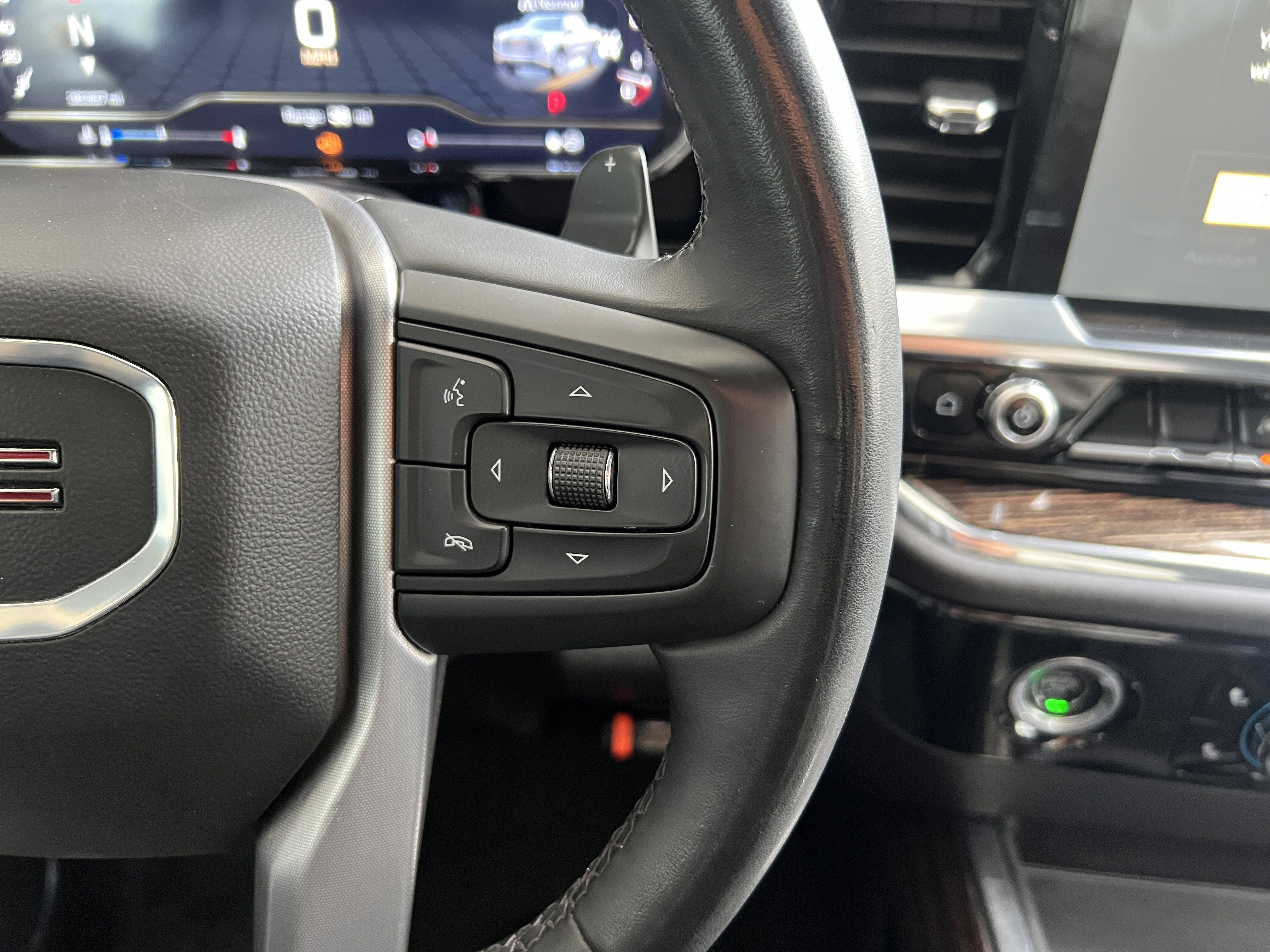 Used 2024 GMC Sierra 1500 Elevation image 28