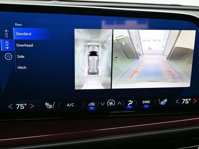 Used 2024 Chevrolet Traverse Z71 w/ LPO, Floor Liner Package image 46