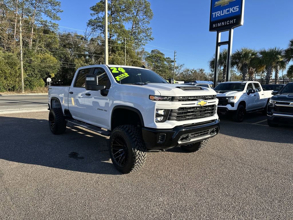Used 2024 Chevrolet Silverado 2500 Custom image 10